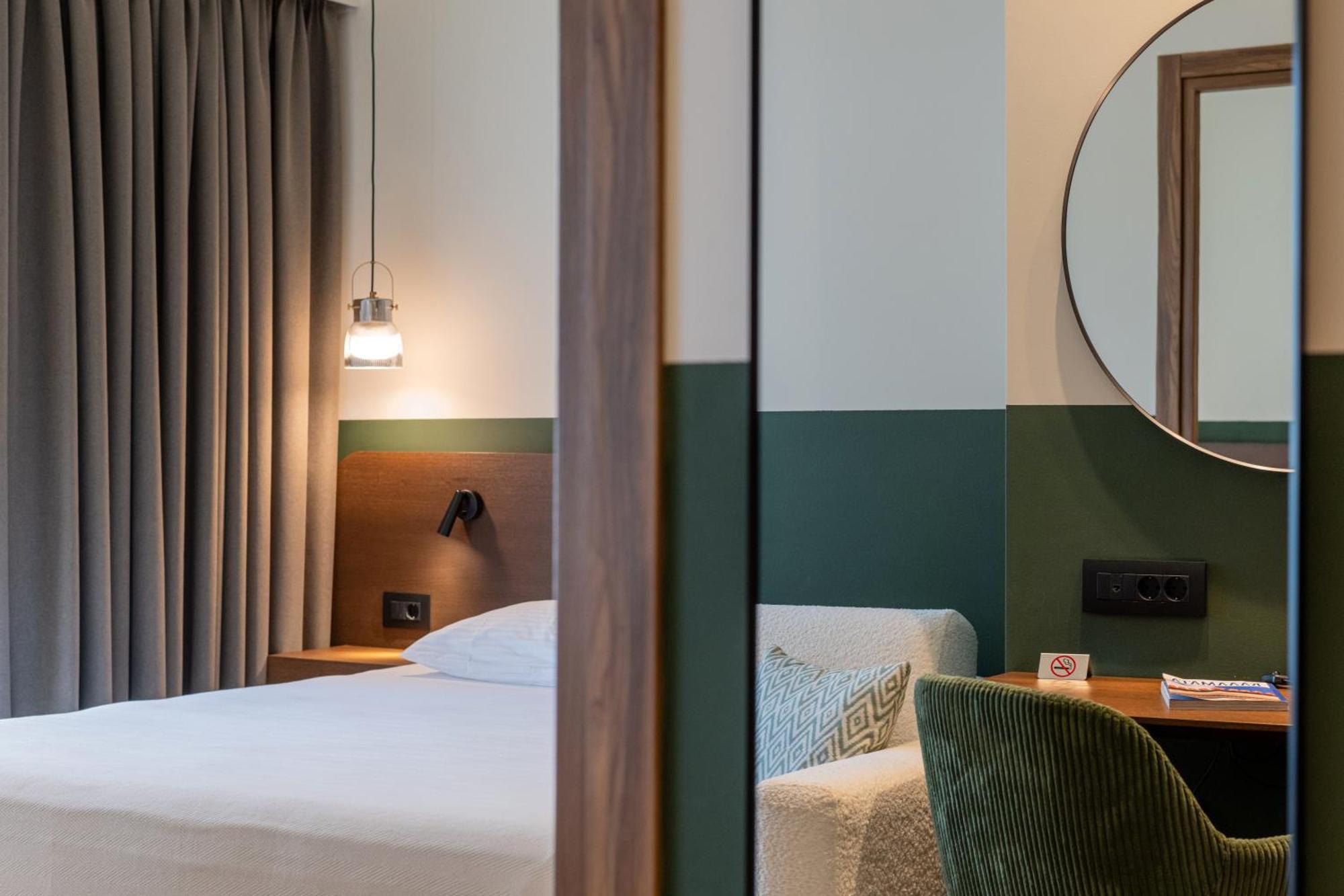 Evripidou 7 - Kalamata Mediterranean Suites Luaran gambar