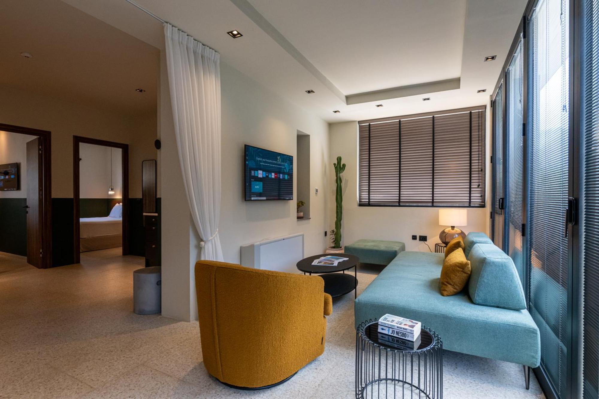 Evripidou 7 - Kalamata Mediterranean Suites Bilik gambar