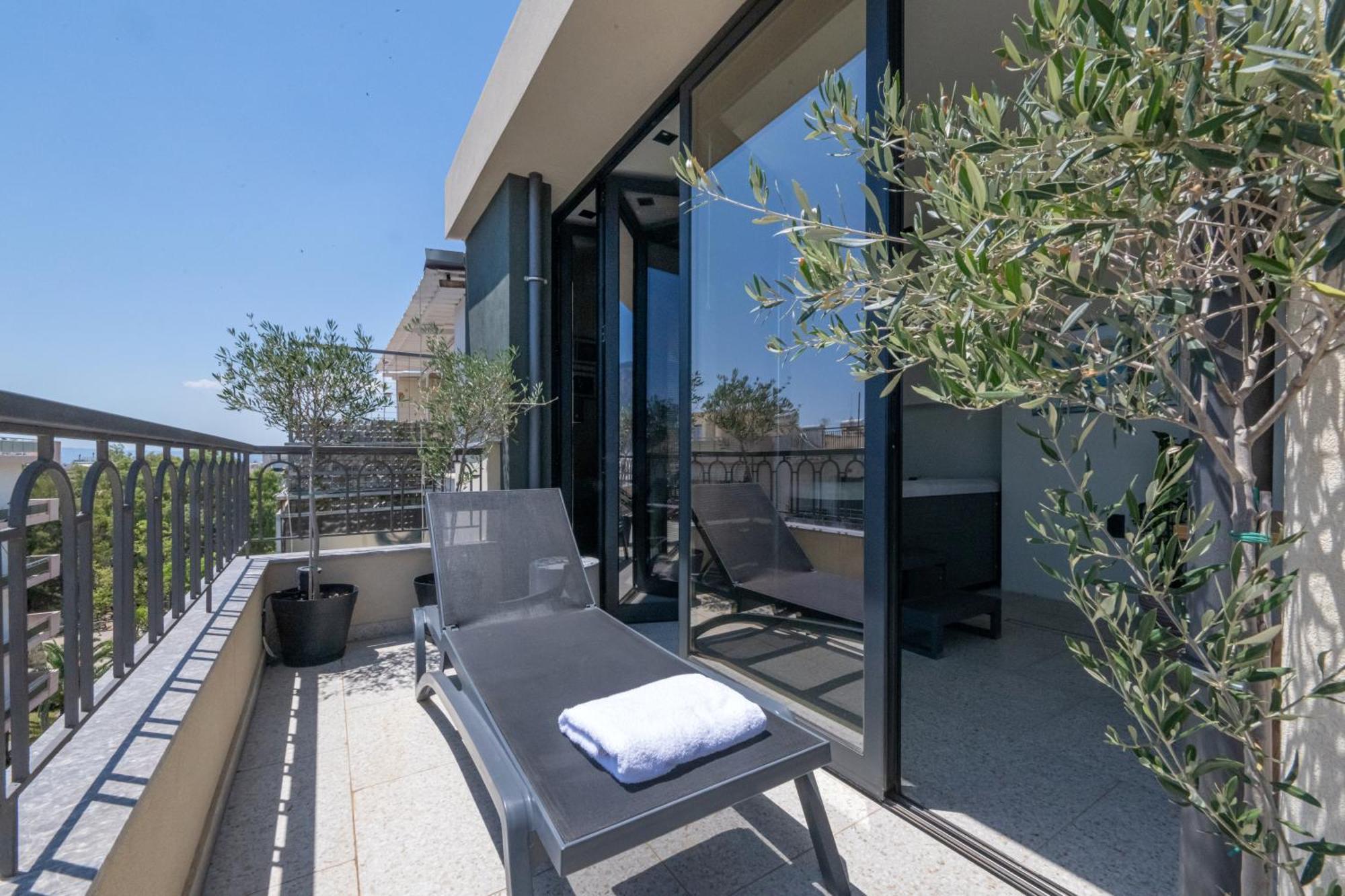 Evripidou 7 - Kalamata Mediterranean Suites Luaran gambar